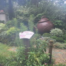 玄関前にはこんな展示も