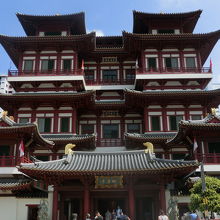 建物が豪華です。