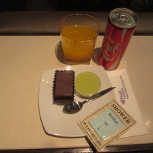 ロイヤルシルクラウンジ (スワンナプーム空港内)