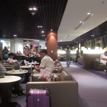 ロイヤルシルクラウンジ (スワンナプーム空港内)