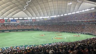 立ち見は辛い。