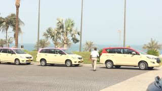 ピンク タクシー