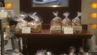 パンを買ってみました♪