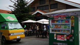 とても大きなショッピングエリア