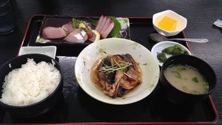 長島大陸市場食堂