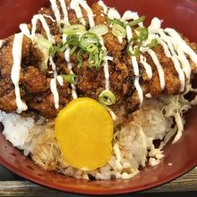 からあげ丼 By さささのさささ からあげチャンピオン 大阪梅田店のクチコミ フォートラベル