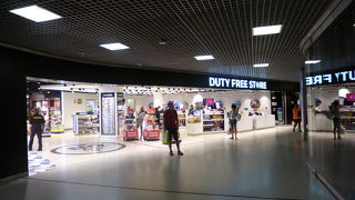 ミネラルウォーターを調達しました