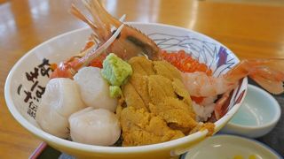 海鮮丼おいしかった！！！