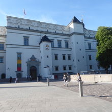 再建された王宮