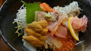 地元の海鮮をいただけます