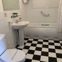 お湯さえ出ればバスタブも大きくて最高