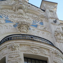 アルベルタ通り８番地