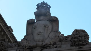 王冠３つはスウェーデン王室のマーク・スリークラウン！　