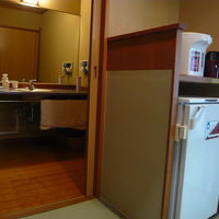 洗面所　冷蔵庫