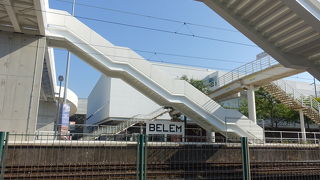 テージョ川沿いにあります