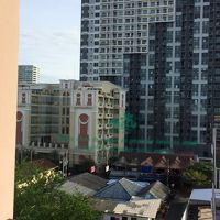 宿泊室から正面。