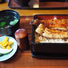 天然鰻重と肝吸い