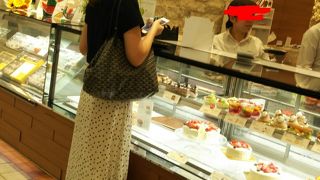 友人の誕生日にケーキ