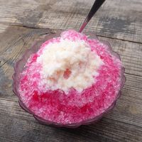 かき氷（いちごミルク）