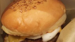 チーズがとろり