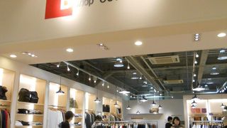 「Ｃ－ＳＩＴＥ」の１階に入っています