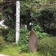 鶴見川沿いの旧東海道にあります