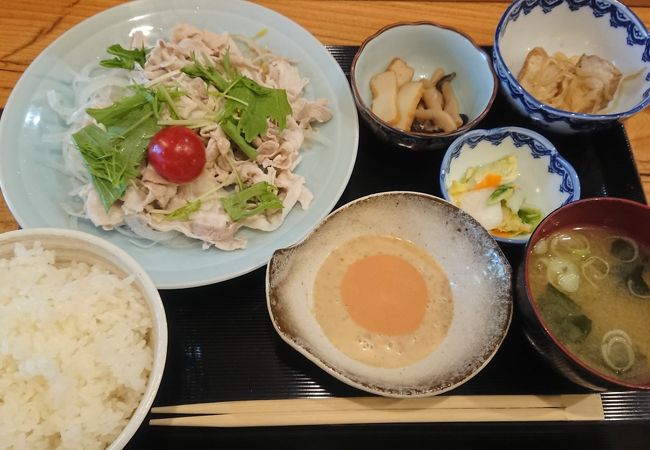 お高く留まっている系