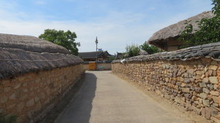 韓国の歴史村です