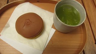 開店時間には1時間待ちでした