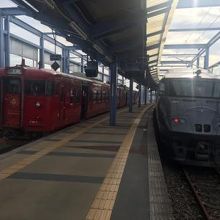 電車が並んでいました。