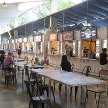 多国籍フードコート