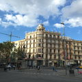 立地条件抜群。カタルーニャ広場、ランブラス通りの入り口。メトロは目の前。