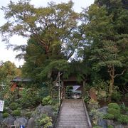 山岳寺院のような雰囲気