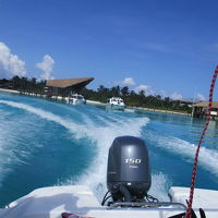 ボートから見たホテル