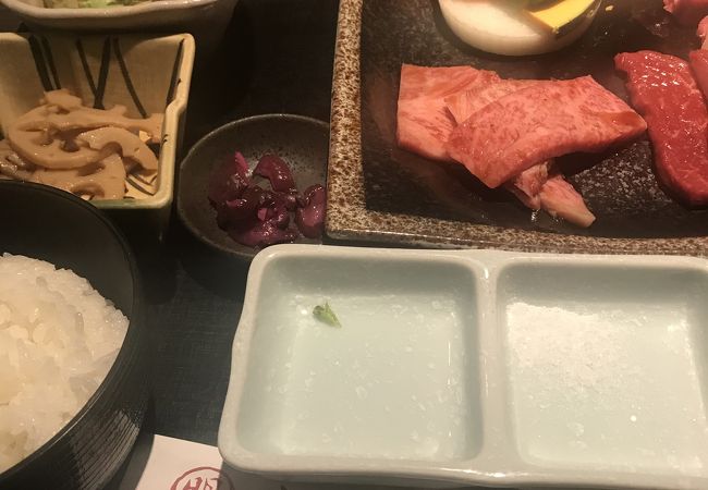 飛騨牛焼肉・韓国料理 丸明