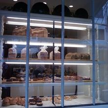 お店の入り口そばです。