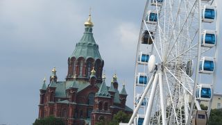 フェリー上から見えるウスペンスキー寺院がきれいだった。