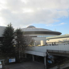 帰りの切符は前もって買いましょう