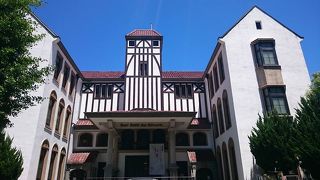 洋館の建物も素晴らしいです