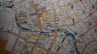 温かみもあって、面白い案内でした