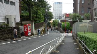 勾配がある坂です