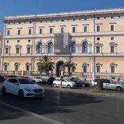 ローマ国立博物館として使用しています。