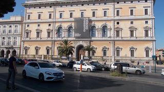 ローマ国立博物館として使用しています。