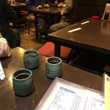 まずはお茶で一服。