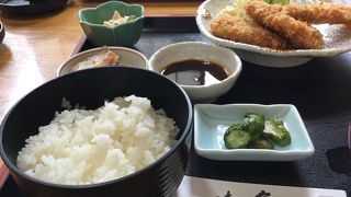 邑久町の田んぼの中にある隠れ家的なレストランです