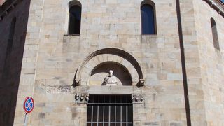 サン セポルクロ教会