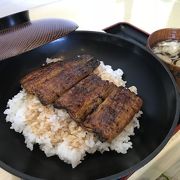 駅のうなぎ屋さん♪