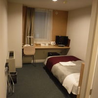 きれいで広めのシングルルーム