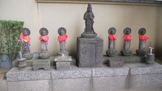 「長泉寺」の境内にありました