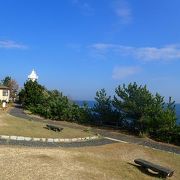 安乗埼灯台のある安乗崎にある海沿いの公園